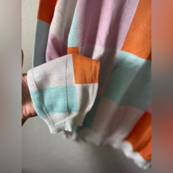 Colorful Checkered Sweater Size L - Picture 3 of 6